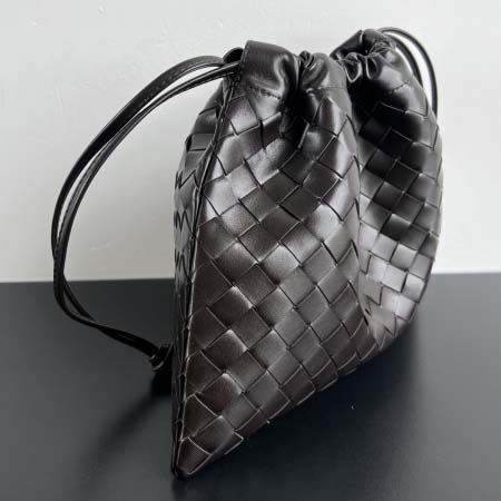 2025年7月8日入荷新作#Bottega Veneta     Dustbag 796728   32x23 極品/正規品同様/人気/革/バッグ/AJ工場
