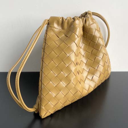 2025年7月8日入荷新作#Bottega Veneta     Dustbag 796728   32x23 極品/正規品同様/人気/革/バッグ/AJ工場
