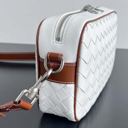 2025年7月8日入荷新作#Bottega Veneta   755923    24.5x15x6  極品/正規品同様/人気/革/バッグ/AJ工場