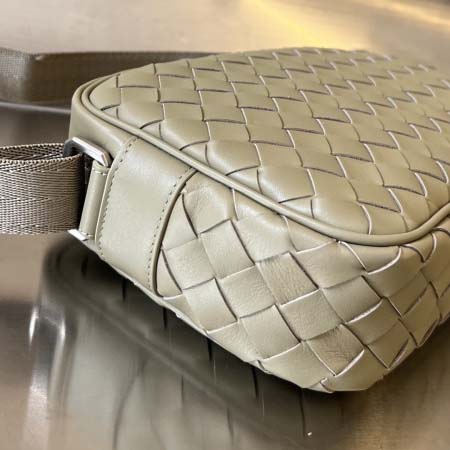 2025年7月8日入荷新作B2022710048   24.5x15x6   極品/正規品同様/人気/革/バッグ/AJ工場