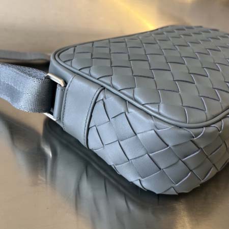 2025年7月8日入荷新作B2022710048   24.5x15x6   極品/正規品同様/人気/革/バッグ/AJ工場