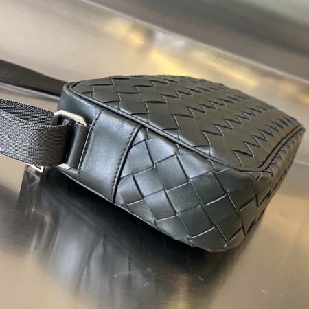 2025年7月8日入荷新作B2022710048   24.5x15x6   極品/正規品同様/人気/革/バッグ/AJ工場