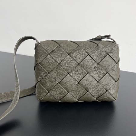 2025年7月8日入荷新作#Bottega Veneta     Diago  795637     22.5x16.5x5.5  極品/正規品同様/人気/革/バッグ/AJ工場