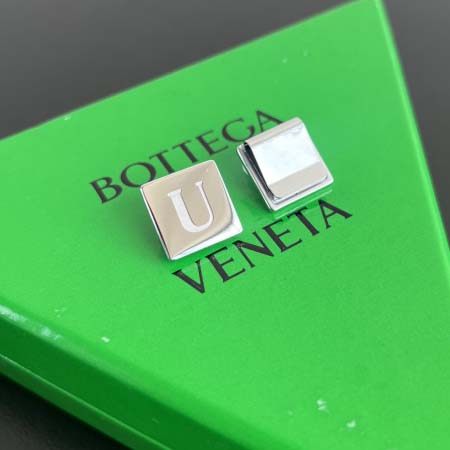 2025年7月8日入荷新作BV  Clip~ 26   Clip  1.65*1.65*   極品/正規品同様/人気/革/バッグ/AJ工場