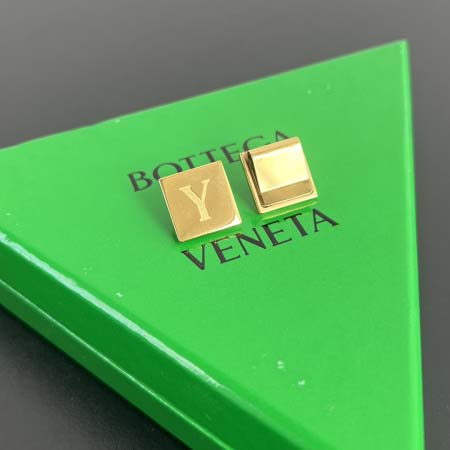 2025年7月8日入荷新作BV  Clip~ 26  1.65*1.65極品/正規品同様/人気/革/バッグ/AJ工場