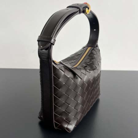 2025年7月8日入荷新作#Bottega Veneta   Wallace 815395     22x13x9.5 極品/正規品同様/人気/革/バッグ/AJ工場