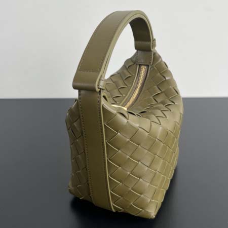2025年7月8日入荷新作#Bottega Veneta  Wallace 776781     17x13.5x5.3   極品/正規品同様/人気/革/バッグ/AJ工場