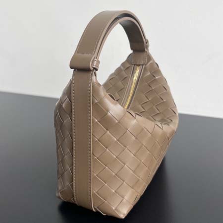 2025年7月8日入荷新作#Bottega Veneta  Wallace 754443      22x13x9.5  極品/正規品同様/人気/革/バッグ/AJ工場