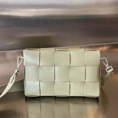 2025年7月9日入荷新作#Bottega Veneta 741777 23x15x5 極品/正規品同様/人気/革/バッグ/AJ工場