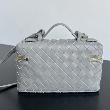 2025年7月9日入荷新作#Bottega Veneta  Vanity Case 789109 22x12.5x5 極品/正規品同様/人気/革/バッグ/AJ工場
