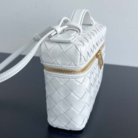 2025年7月9日入荷新作#Bottega Veneta  Vanity Case 789109 22x12.5x5 極品/正規品同様/人気/革/バッグ/AJ工場