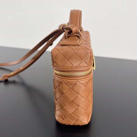 2025年7月9日入荷新作#Bottega Veneta  Vanity Case 789109 22x12.5x5 極品/正規品同様/人気/革/バッグ/AJ工場