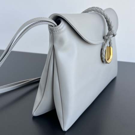 2025年7月9日入荷新作#Bottega Veneta 806034 Medium Liberta  &  Size35*23*6cm  極品/正規品同様/人気/革/バッグ/AJ工場