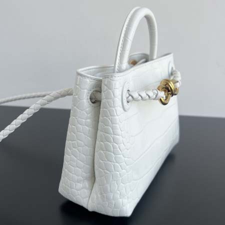 2025年7月9日入荷新作#Bottega Veneta  Andiamo Mini 777614  ~  Andiamo  22x9x15.5 極品/正規品同様/人気/革/バッグ/AJ工場