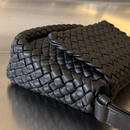 2025年7月9日入荷新作#Bottega Veneta Mini COBBLE  762711  intrecciato 19x17x6 極品/正規品同様/人気/革/バッグ/AJ工場