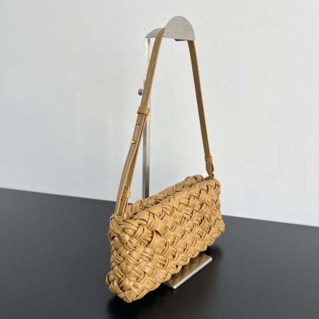 2025年7月9日入荷新作#Bottega Veneta  Cha-Cha785780  lntreccio3Fettuccia 28.5x15x6 極品/正規品同様/人気/革/バッグ/AJ工場