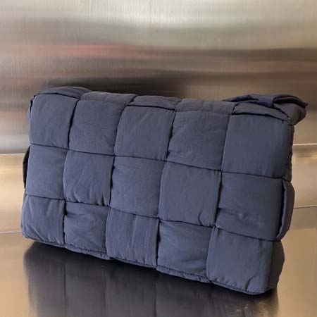 2025年7月9日入荷新作#Bottega Veneta#70529  Cassette  S38x24cm  極品/正規品同様/人気/革/バッグ/AJ工場