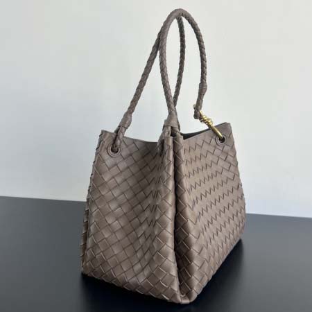 2025年7月9日入荷新作#Bottega Venetaintrecciato  796571   mini #Bottega Veneta  knot    Size30X26X20cm  極品/正規品同様/人気/革/バッグ/AJ工場
