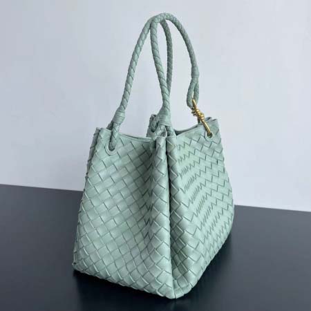 2025年7月9日入荷新作#Bottega Venetaintrecciato  796571   mini #Bottega Veneta  knot    Size30X26X20cm  極品/正規品同様/人気/革/バッグ/AJ工場