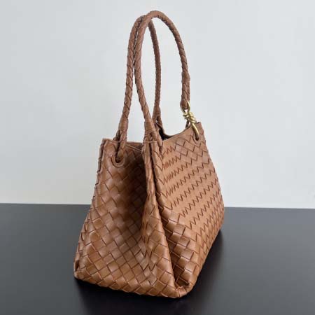 2025年7月9日入荷新作#Bottega Venetaintrecciato  796571   mini #Bottega Veneta  knot    Size30X26X20cm  極品/正規品同様/人気/革/バッグ/AJ工場