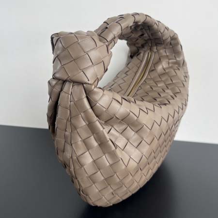 2025年7月9日入荷新作#Bottega Veneta Jodie 36x21x13 極品/正規品同様/人気/革/バッグ/AJ工場