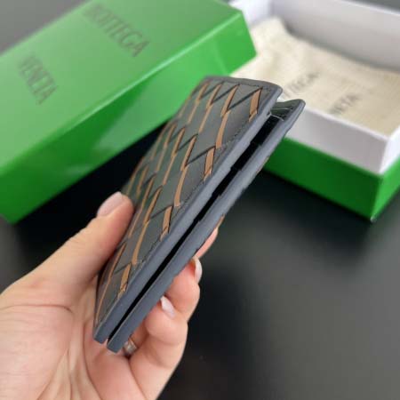 2025年7月9日入荷新作#Bottega Veneta   605721   15CMx95CM  極品/正規品同様/人気/革/バッグ/AJ工場