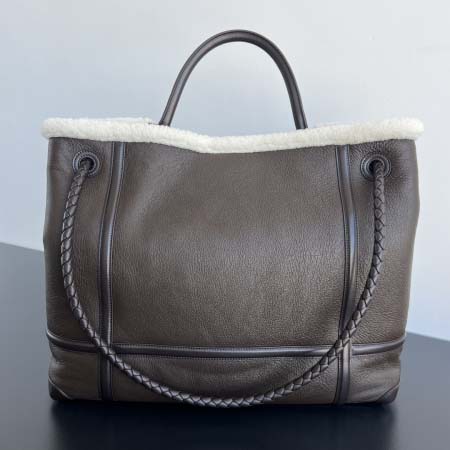 2025年7月9日入荷新作#Bottega Veneta   45x22x34特価/人気/革/バッグ/AJ工場
