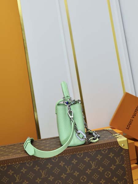 2025年7月10日入荷新作M24683 CAPUCINES    Capucines Taurillon 21 x 14x8極品/正規品同様/人気/革/バッグルイヴィトン/CX工場