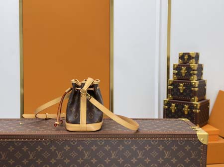 2025年7月10日入荷新作M81266  Nano No  1932  No  Monogram 13.0 x 16.0 x 10cm極品/正規品同様/人気/革/バッグルイヴィトン/CX工場