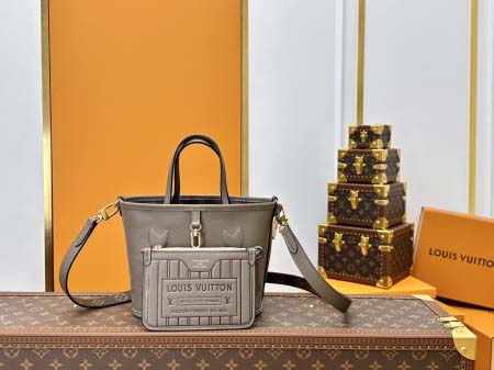 2025年7月10日入荷新作M12109  Neverfull Bandoulire Inside Out BB Monogram 24 x 14 x9極品/正規品同様/人気/革/バッグルイヴィトン/CX工場