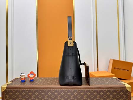 2025年7月10日入荷新作M25352 Low Key Hobo Monogram  24 x28x16極品/正規品同様/人気/革/バッグルイヴィトン/CX工場