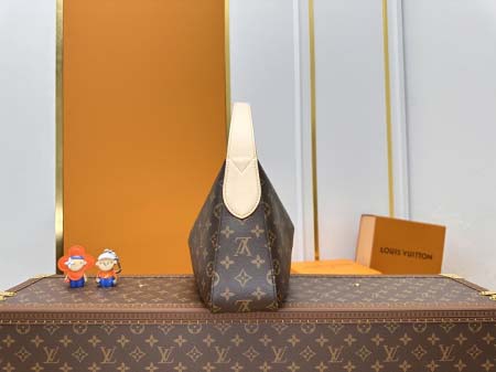 2025年7月10日入荷新作M11952 SLOUCHY    Slouchy Monogram  33x22x9極品/正規品同様/人気/革/バッグルイヴィトン/CX工場