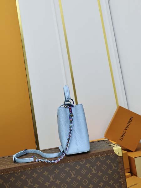 2025年7月10日入荷新作M22054 CAPUCINES BB  LVTaurillon  27x18x9極品/正規品同様/人気/革/バッグルイヴィトン/CX工場