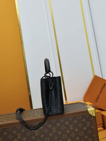 2025年7月10日入荷新作M23958    Capucines  Monogram     27x18x9 x  x極品/正規品同様/人気/革/バッグルイヴィトン/CX工場