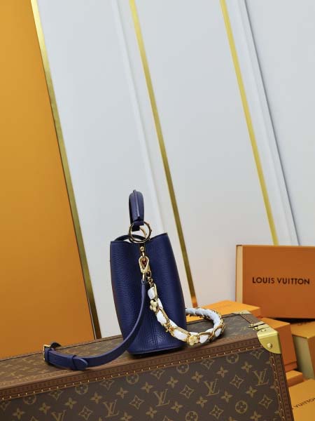 2025年7月10日入荷新作M23280  capucines bb  monogram   27 x 18 x 9極品/正規品同様/人気/革/バッグルイヴィトン/CX工場