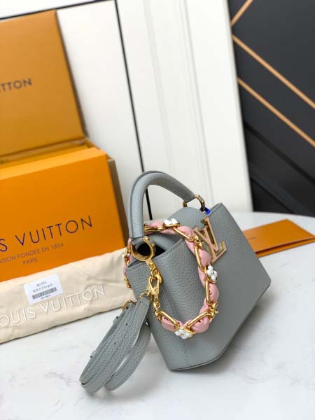 2025年7月10日入荷新作M23363   capucines bb  monogram   21 x 14 x 8極品/正規品同様/人気/革/バッグルイヴィトン/CX工場