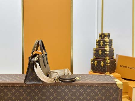 2025年7月10日入荷新作M46653  Monogram ReverseEast West  Toron   25x13x10極品/正規品同様/人気/革/バッグルイヴィトン/CX工場