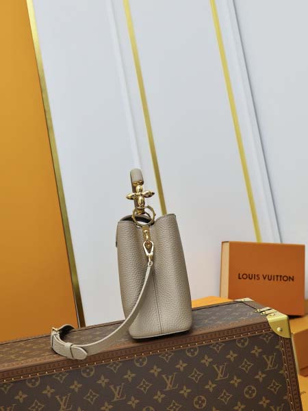 2025年7月10日入荷新作M24698 CAPUCINES BB  CapucinesBBTaurillon 3D LV  Monogram     26.5x17.5x9極品/正規品同様/人気/革/バッグルイヴィトン/CX工場