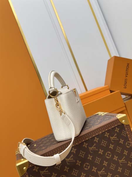 2025年7月10日入荷新作CAPUCINES  M24729  CapucinesTaurillon LV  21 x 13.6x8極品/正規品同様/人気/革/バッグルイヴィトン/CX工場