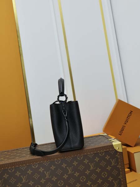 2025年7月10日入荷新作M23947 capucines  27.0 x18.0x9.0極品/正規品同様/人気/革/バッグルイヴィトン/CX工場