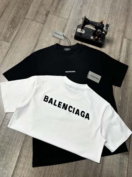 2025年7月10日入荷新作BALENCIAGA半袖Tシャツ 高级品超厳選★入手困難/誕生日プレゼント/SUS工場S-XL