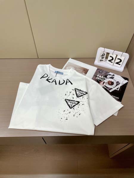 2025年7月10日入荷新作Prada半袖Tシャツ 高级品超厳選★入手困難/誕生日プレゼント/SUS工場XS-L