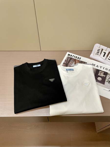 2025年7月10日入荷新作Prada半袖Tシャツ 高级品超厳選★入手困難/誕生日プレゼント/SUS工場XS-L