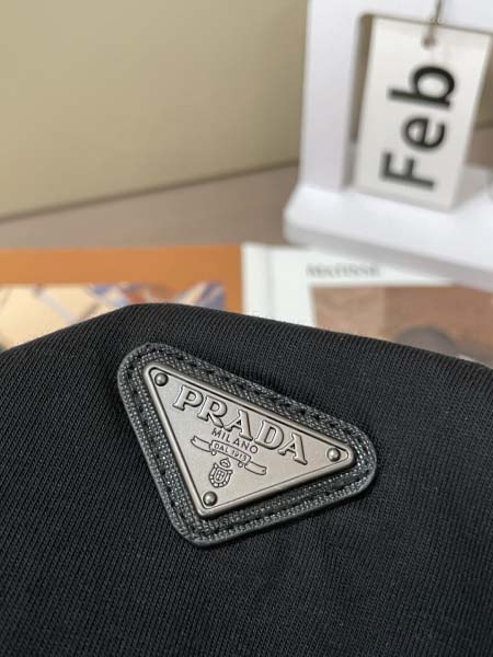 2025年7月10日入荷新作Prada半袖Tシャツ 高级品超厳選★入手困難/誕生日プレゼント/SUS工場XS-L