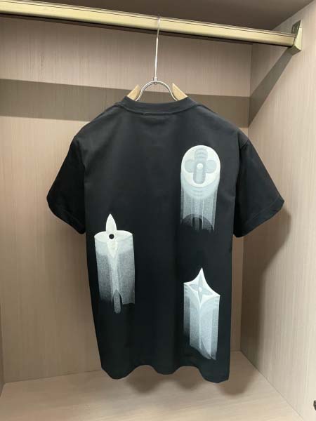 2025年7月10日入荷新作LOUIS VUITTON半袖Tシャツ 高级品超厳選★入手困難/誕生日プレゼント/SUS工場XS-L