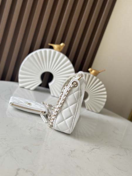 2025年7月17日入荷新作シャネル バッグ最高級品3334 Size:15X21X 5 cm恋人プレゼント/誕生日/母の日/母のひプレゼント/お祝い女性結婚祝い/KK工場