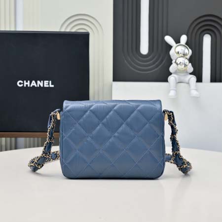 2025年7月17日入荷新作シャネル バッグ最高級品Chanel AS4423 Size：13.5*20.5*5cm恋人プレゼント/誕生日/母の日/母のひプレゼント/お祝い女性結婚祝い/KK工場