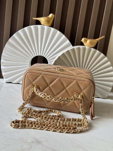 2025年7月17日入荷新作シャネル バッグ最高級品Chanel24B 66025  Size:17*9.5*8恋人プレゼント/誕生日/母の日/母のひプレゼント/お祝い女性結婚祝い/KK工場