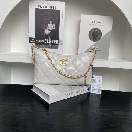 2025年7月17日入荷新作シャネル バッグ最高級品Chanel 25S AS5528 Size:17×26×8.5cm恋人プレゼント/誕生日/母の日/母のひプレゼント/お祝い女性結婚祝い/KK工場