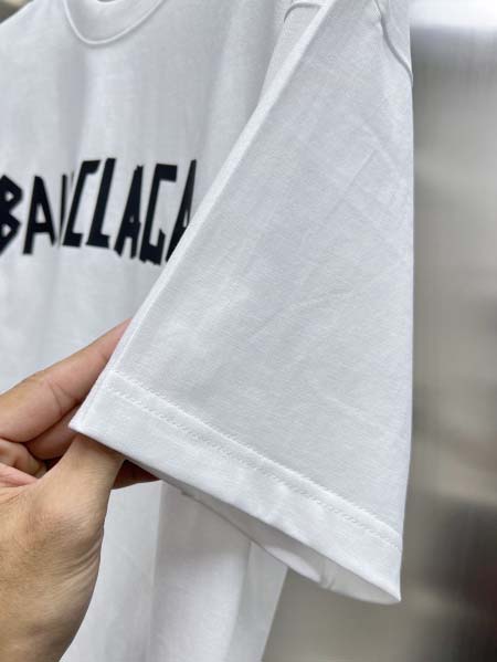2025年7月22日入荷新作Balenciaga半袖 tシャツ人気商品/DW工場